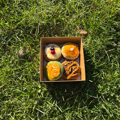 The Cookies Flight – Dog-Friendly Crumble Box(Freshly Made, 300g)